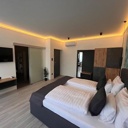 Varkapu Apartmanok 2 Gyula Luaran gambar