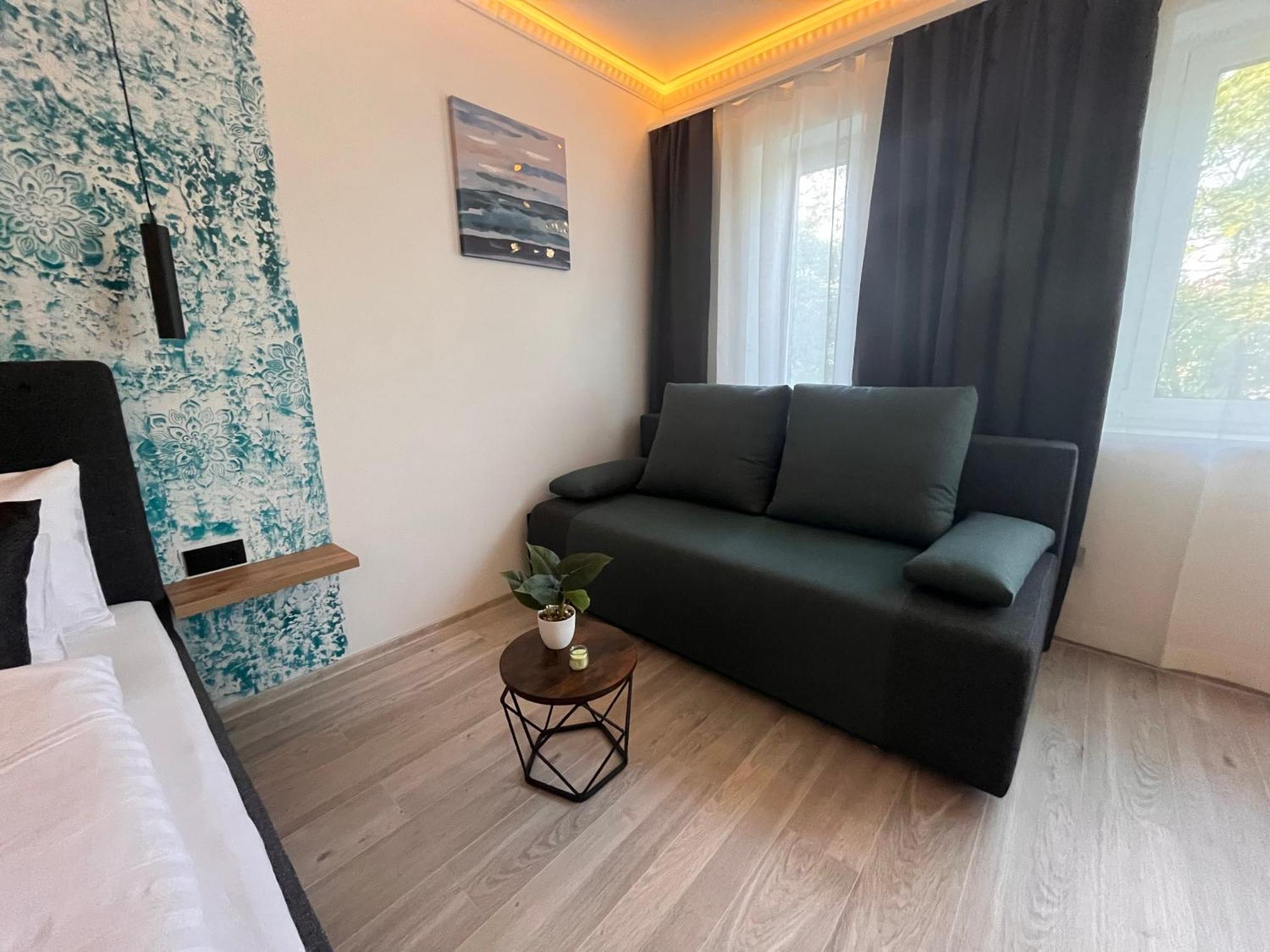 Varkapu Apartmanok 2 Gyula Luaran gambar