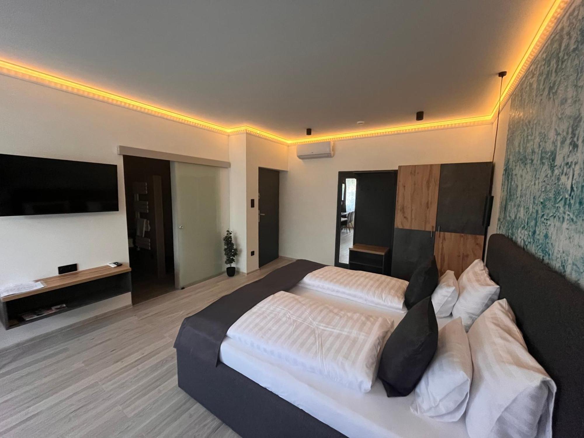 Varkapu Apartmanok 2 Gyula Luaran gambar