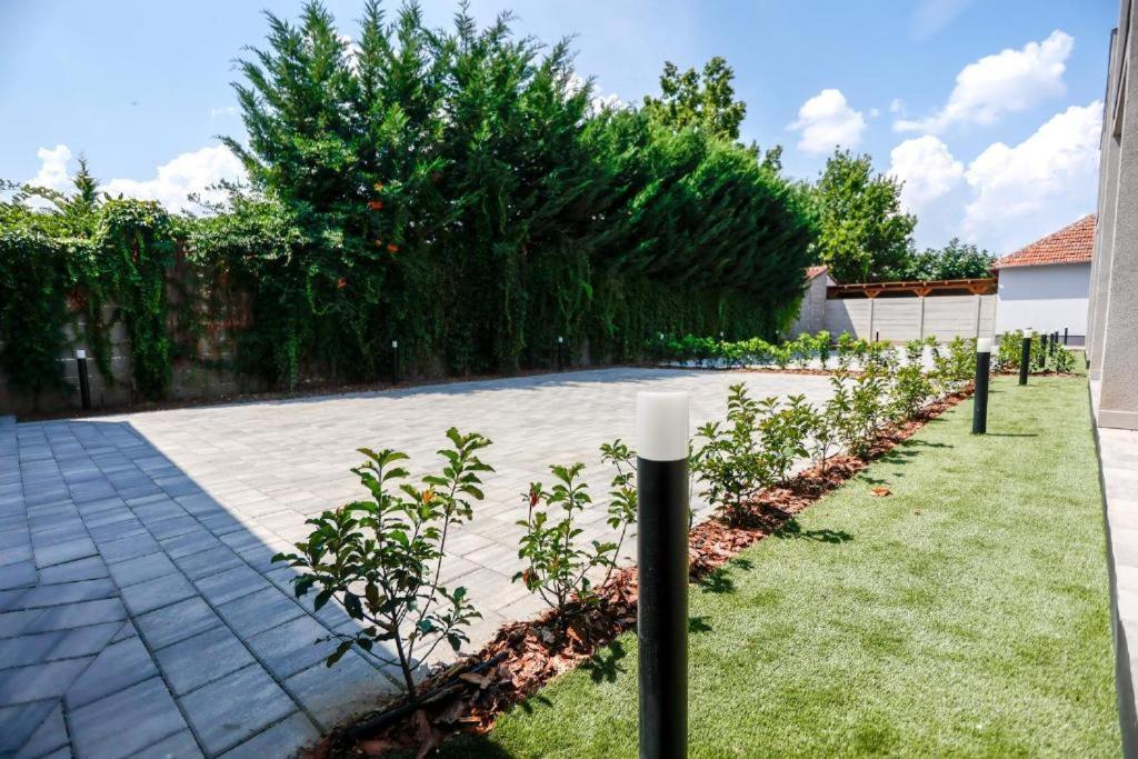 Varkapu Apartmanok 2 Gyula Luaran gambar